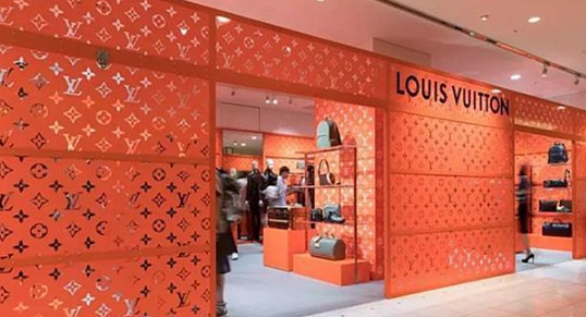 上海零售展：LV今年全球将开设100家快闪店 上季度中国市场实现两位数增长